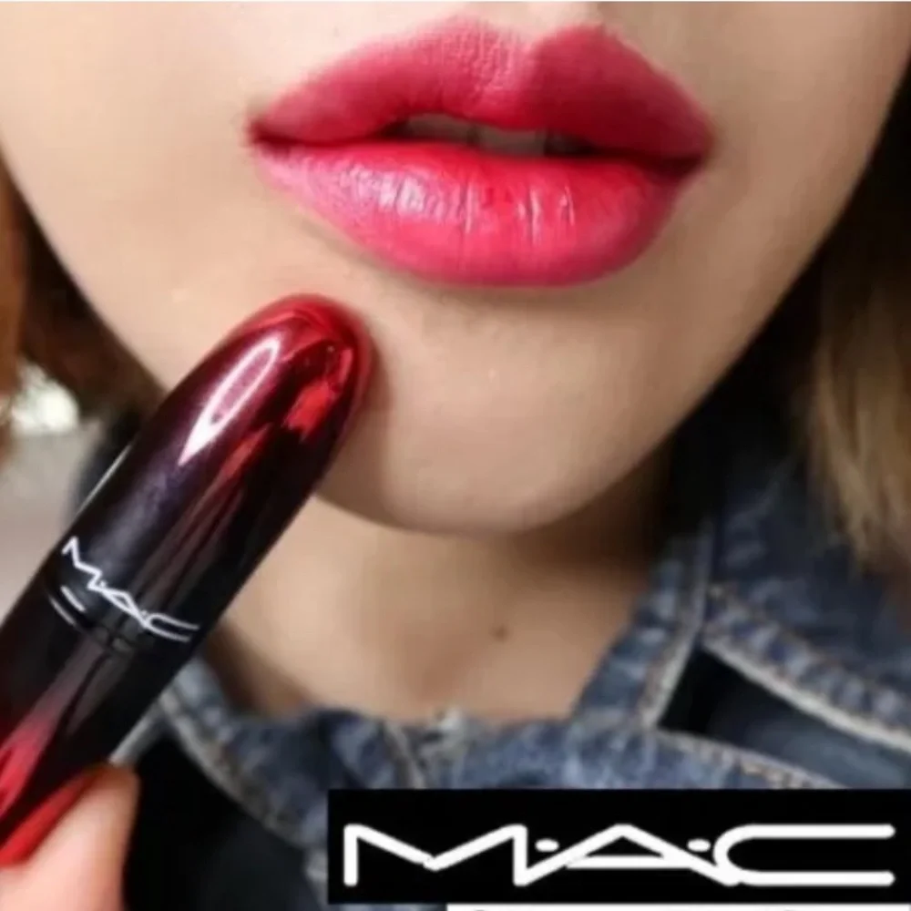 💎 MAC COSMETICS GIVE ME FEVER 428 Love Me Lipstick New In Box